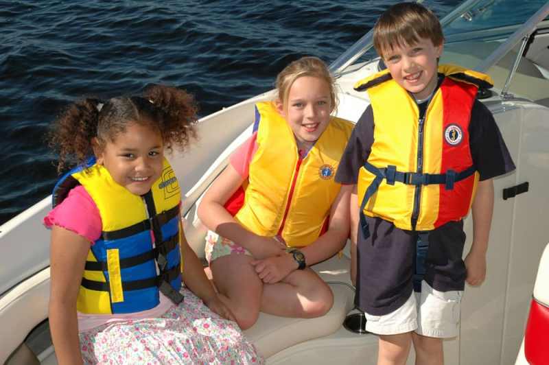 uscg-photo-1-little-boaters kids on a boat